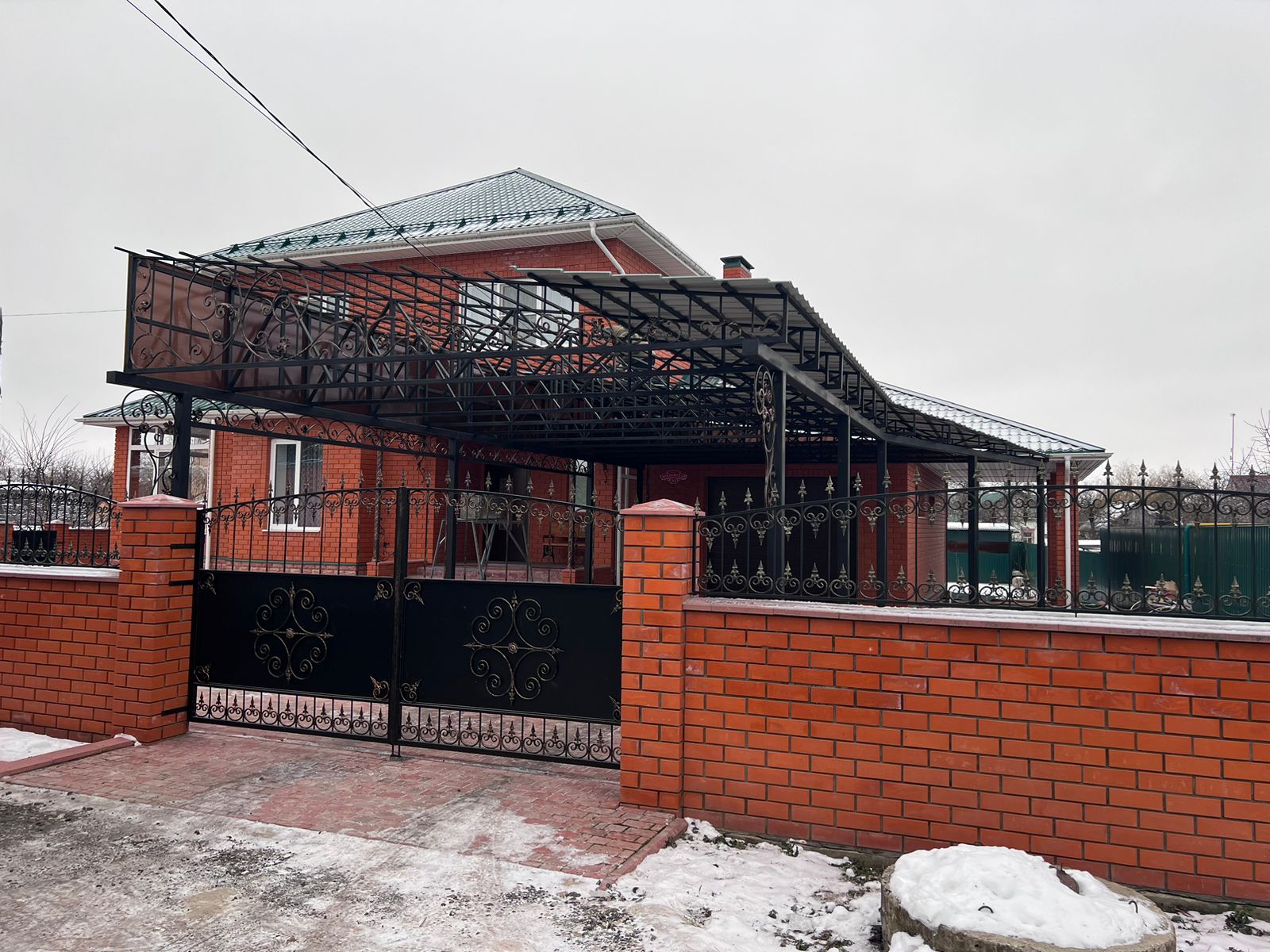 Как избежать ошибок в схеме забора, чтобы калитка и въезд не конфликтовали в Кологриве